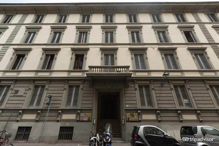 Hotel Desiree Firenze Bagian luar foto