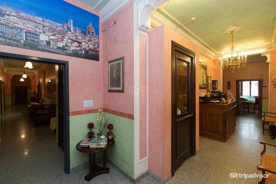 Hotel Desiree Firenze Bagian luar foto