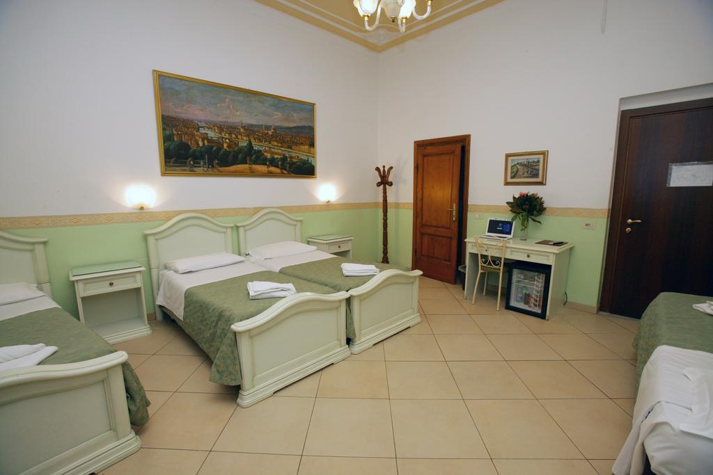 Hotel Desiree Firenze Bagian luar foto